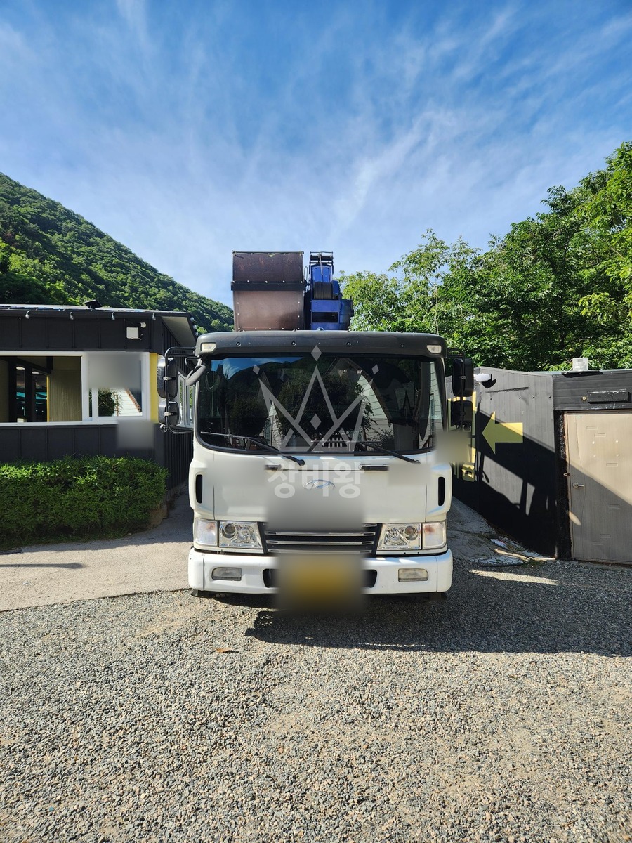 경남 밀양시 단장면 5톤 크레인 자재양중 작업완료사진 1