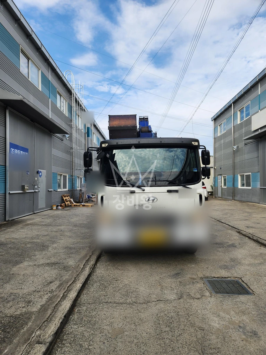 경북 칠곡군 동명면 5톤 크레인 태양광 자재 양중 작업완료사진 1
